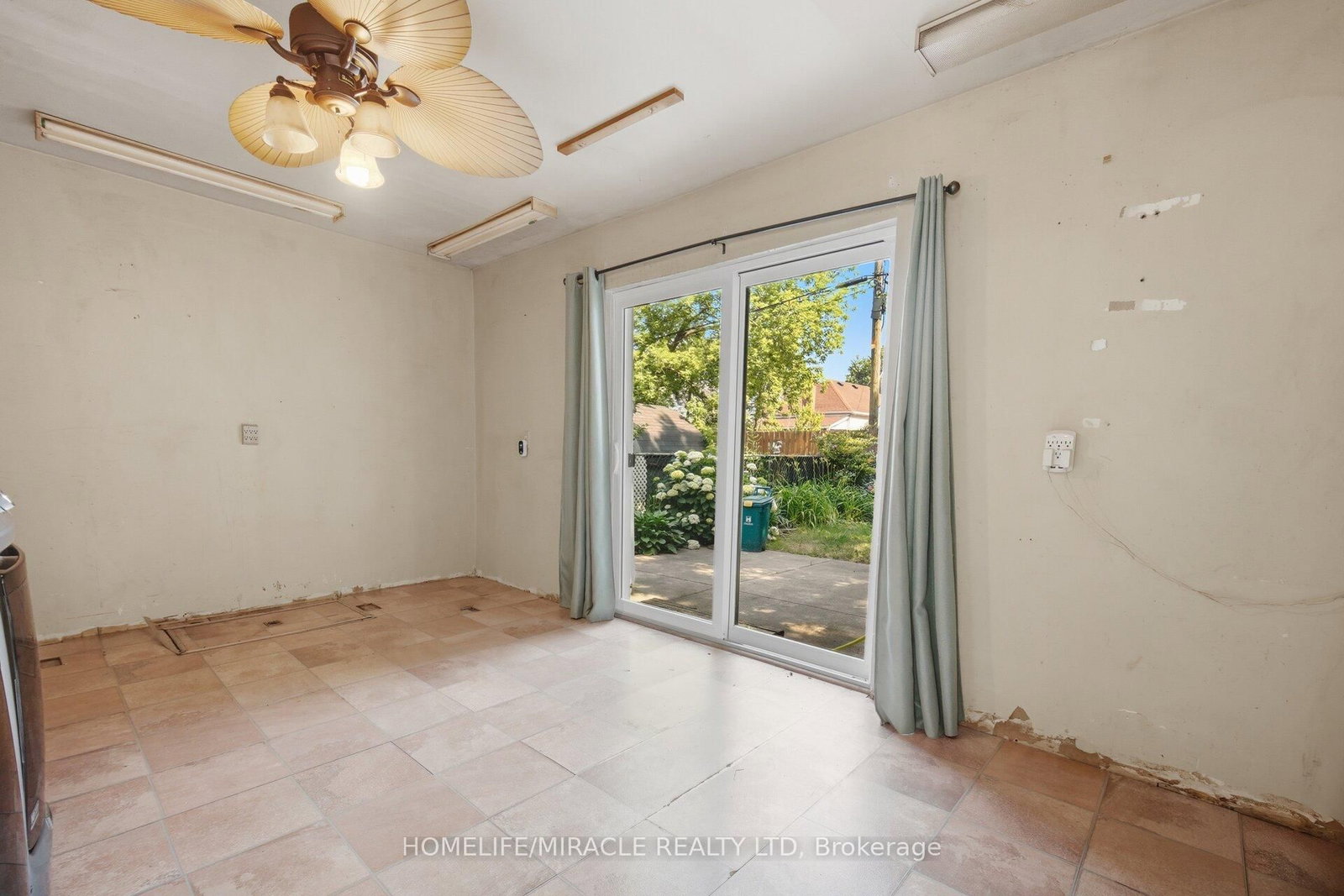 25 Hope Avenue • Hamilton, ON photo 30