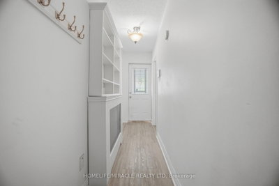 25 Hope Avenue • Hamilton, ON photo 5