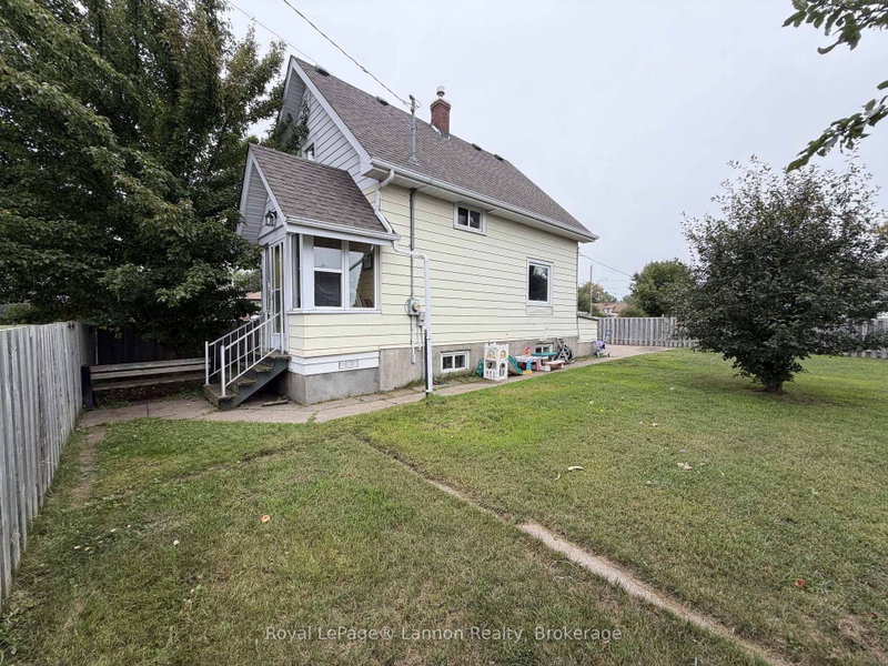 279 Dewe Avenue