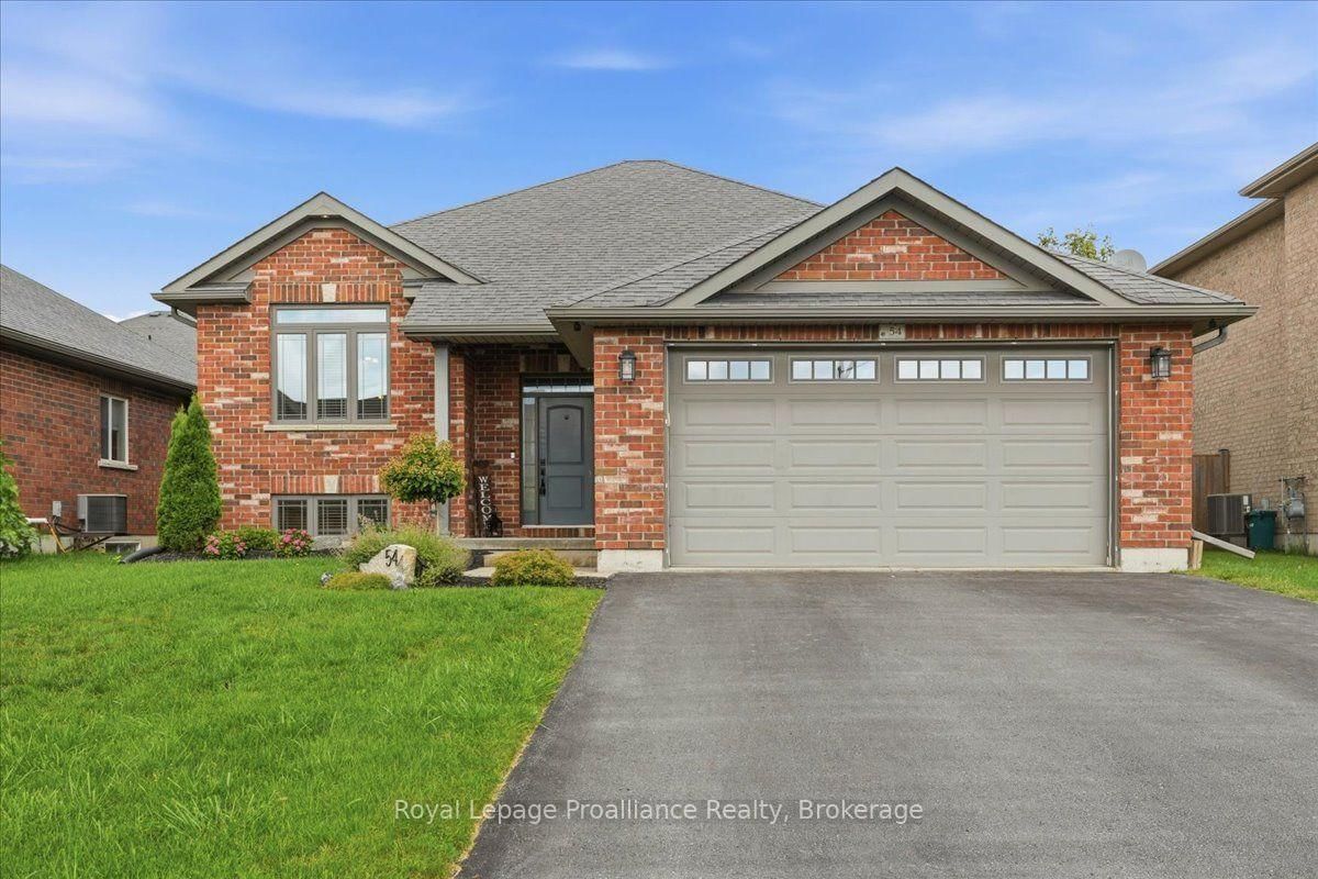 54 Cavendish Drive • Belleville, ON photo 1