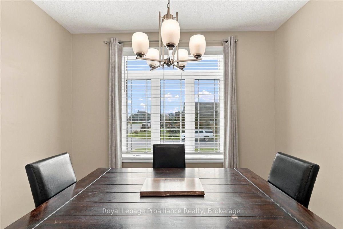 54 Cavendish Drive • Belleville, ON photo 12