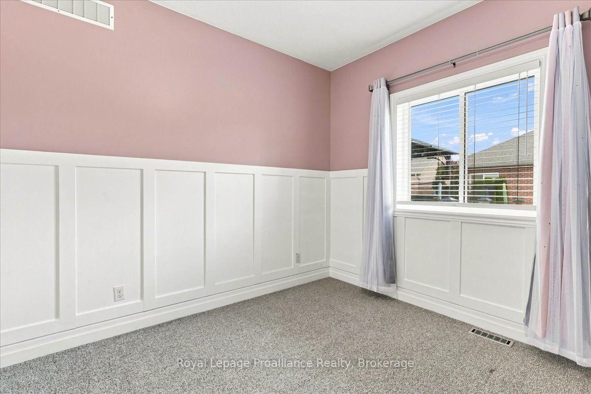 54 Cavendish Drive • Belleville, ON photo 24