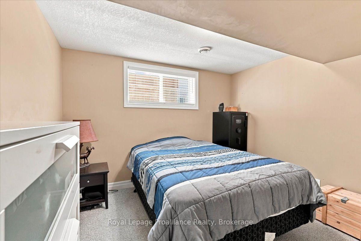 54 Cavendish Drive • Belleville, ON photo 33