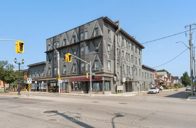 Investment for sale at 341 Barton Street, Hamilton, Ontario, L8L 2X6 - Landsdale - MLS: X13732126