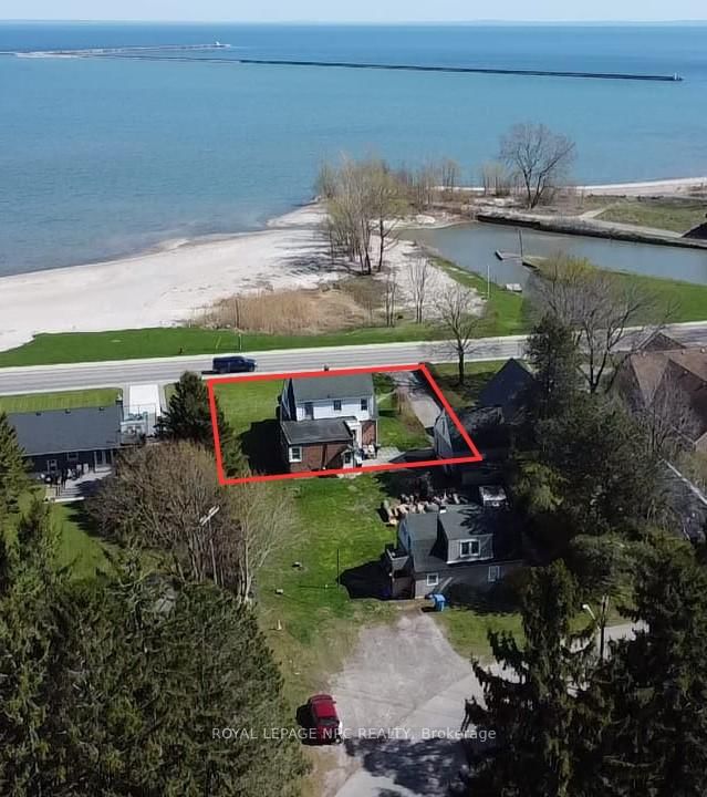 19 Lakeshore Road • Port Colborne, ON photo 1