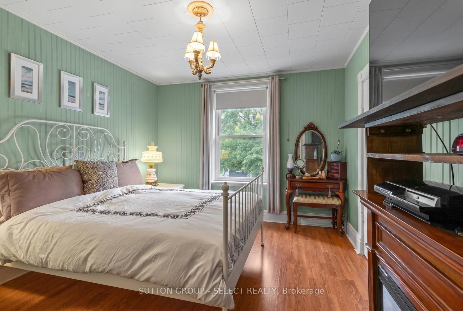 1030 York Street • London East, ON photo 17