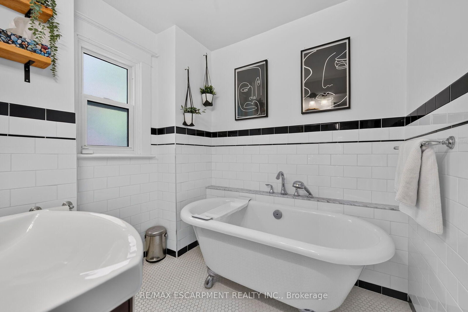 163 HESS Street S • Hamilton, ON photo 24