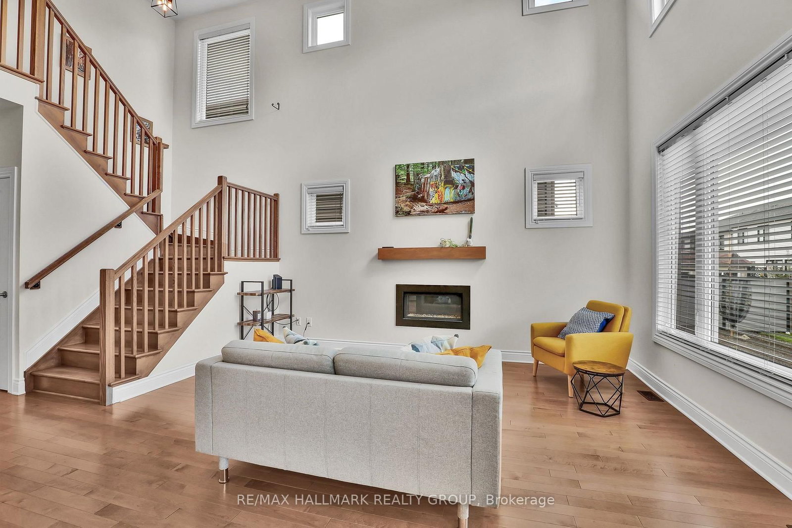 58 Zaatiik Grove • Ottawa, ON photo 3