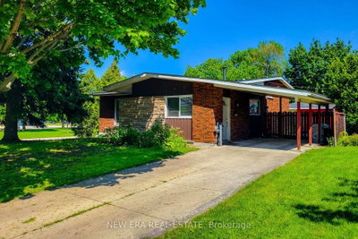 Detached House for sale at 1 Vera Court, Hamilton, Ontario, L8K 4G7 - Corman - MLS: X13732204