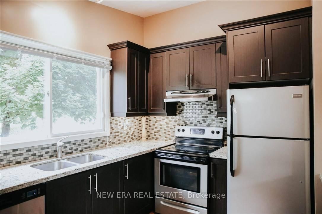 1 Vera Court • Hamilton, ON photo 13
