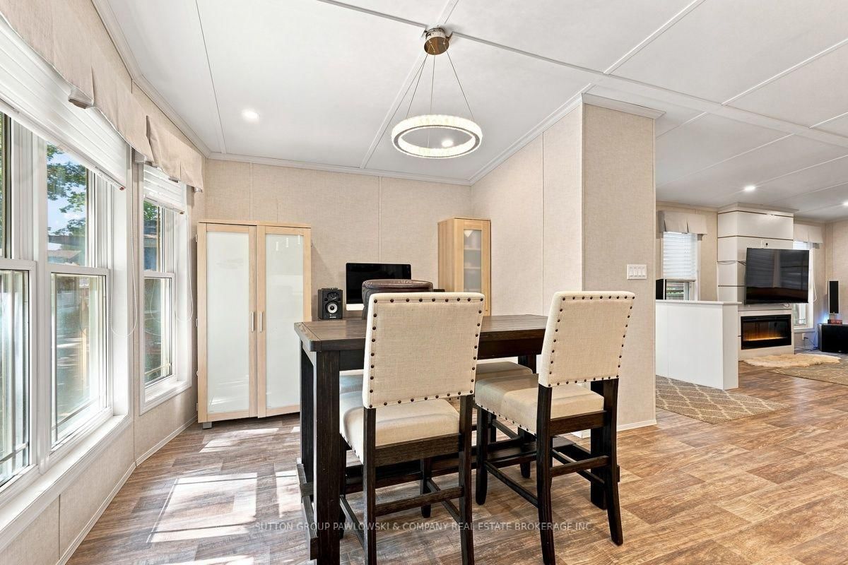 22790 Amiens Road • #56 • Middlesex Centre, ON photo 10