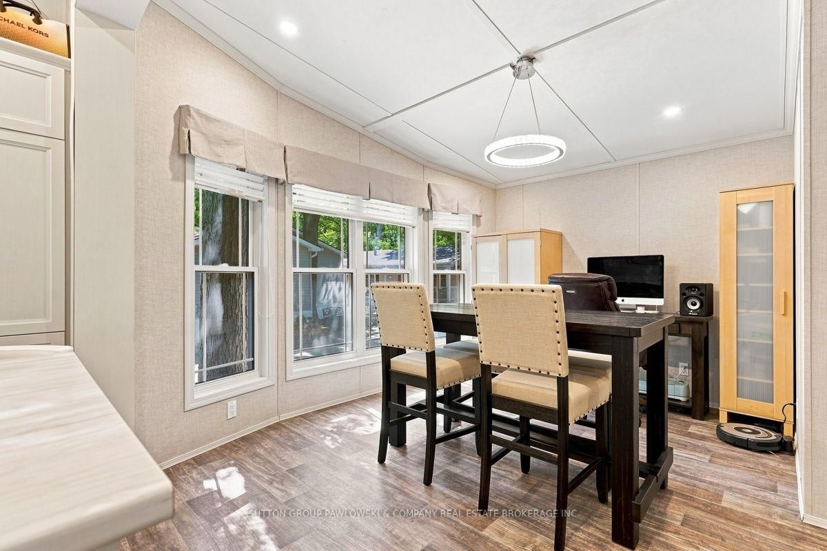 22790 Amiens Road • #56 • Middlesex Centre, ON photo 11