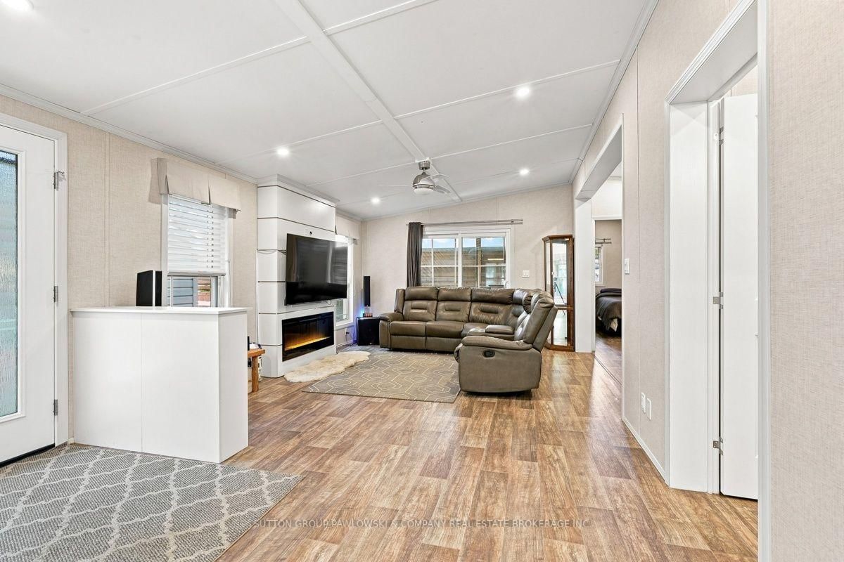 22790 Amiens Road • #56 • Middlesex Centre, ON photo 12