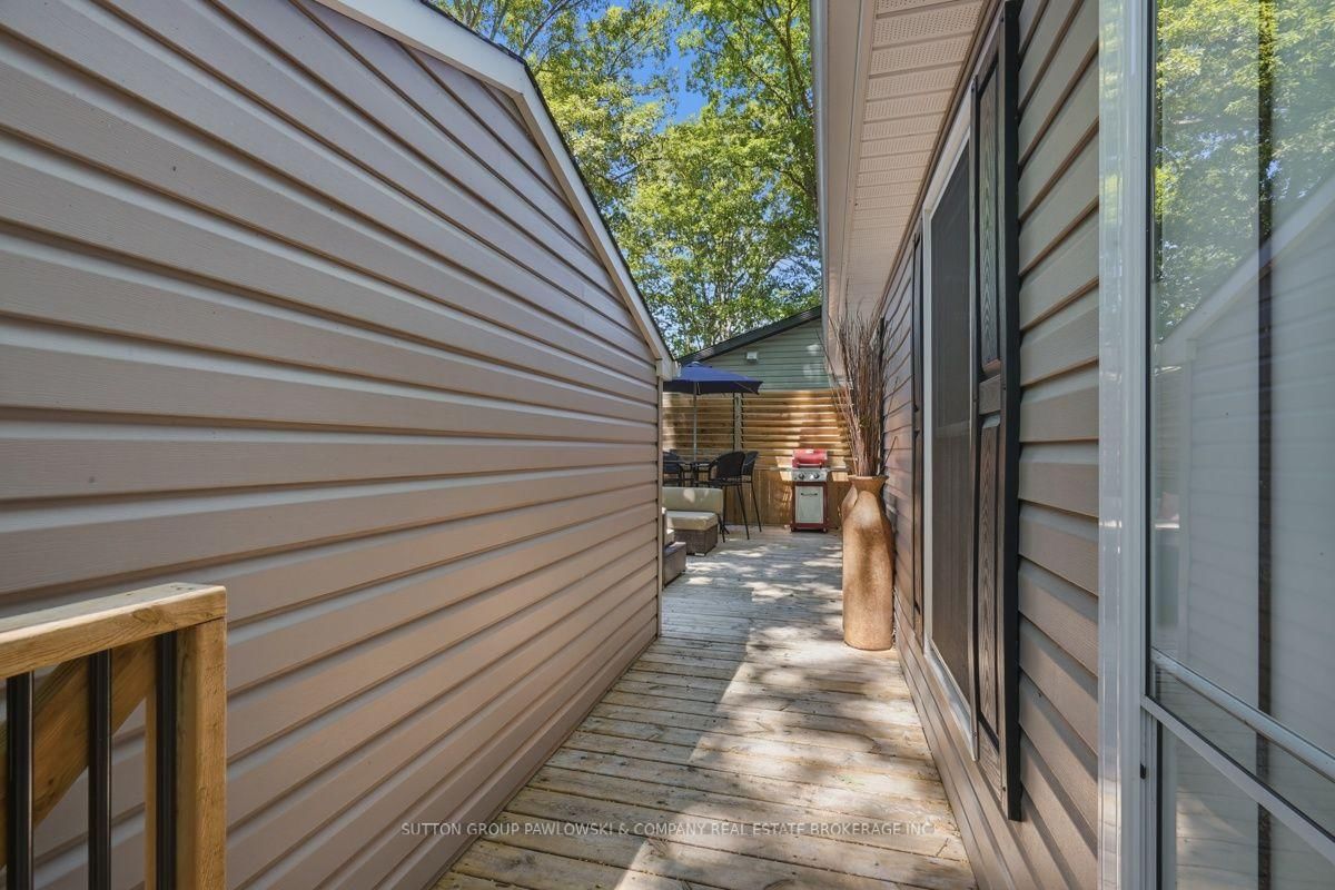 22790 Amiens Road • #56 • Middlesex Centre, ON photo 25