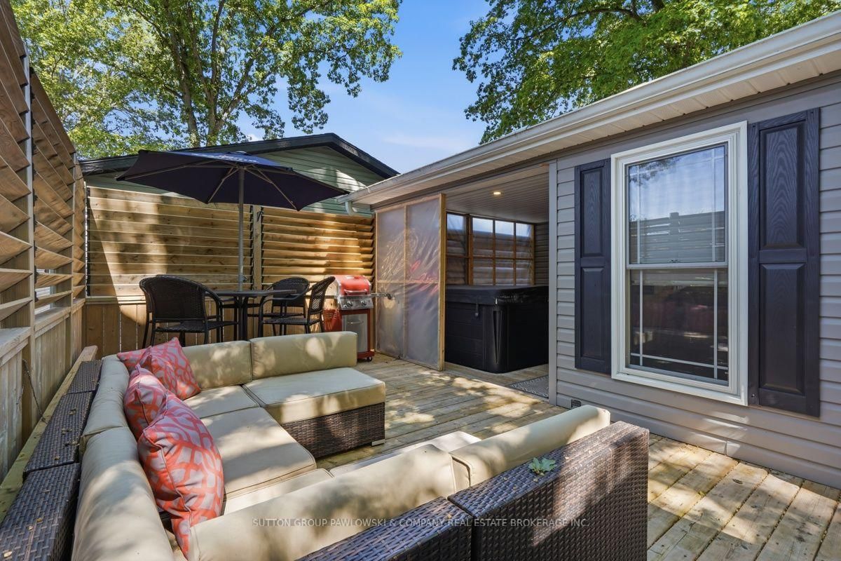 22790 Amiens Road • #56 • Middlesex Centre, ON photo 27
