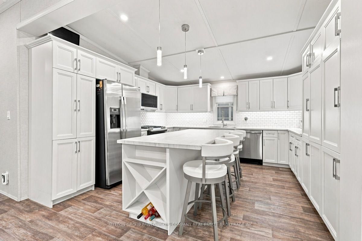 22790 Amiens Road • #56 • Middlesex Centre, ON photo 5