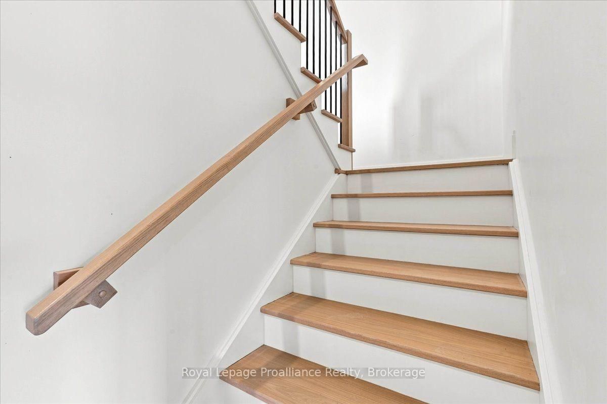 1567 Clearview Road • Belleville, ON photo 40