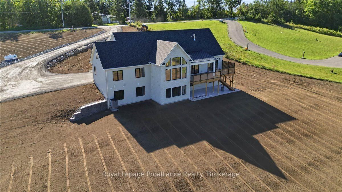 1567 Clearview Road • Belleville, ON photo 44