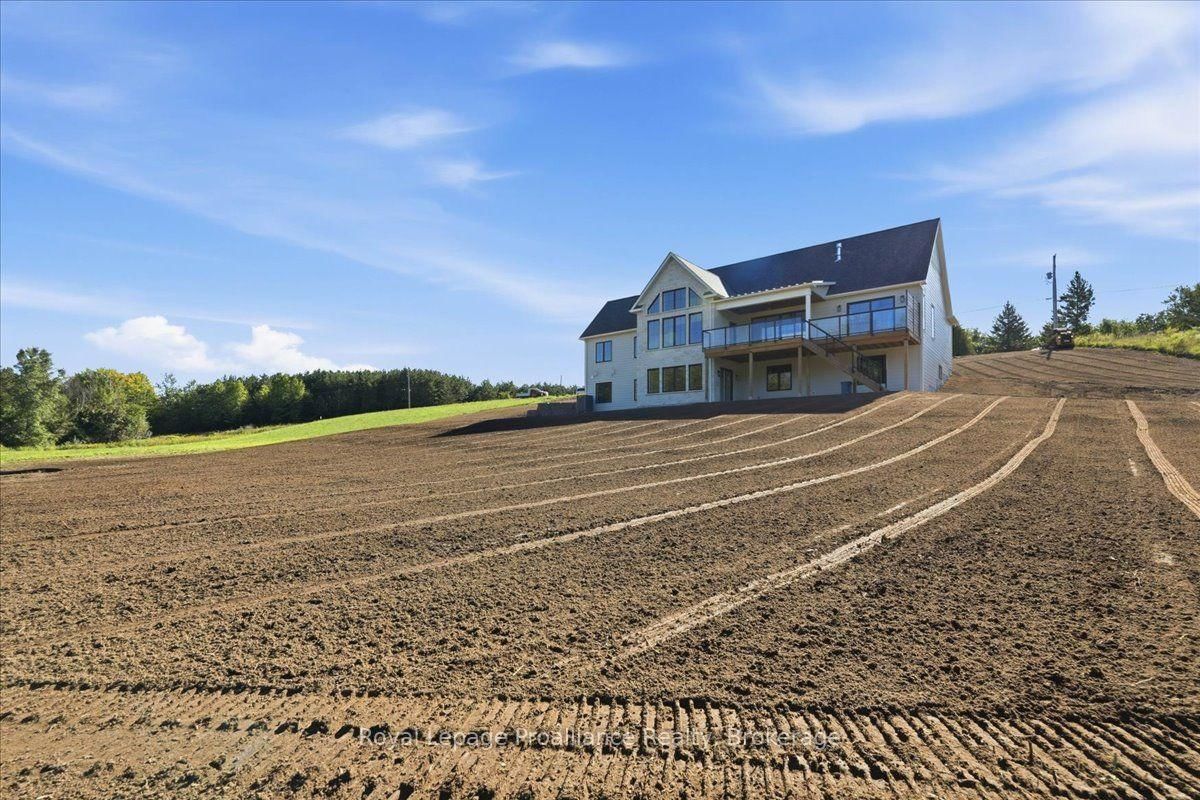 1567 Clearview Road • Belleville, ON photo 50