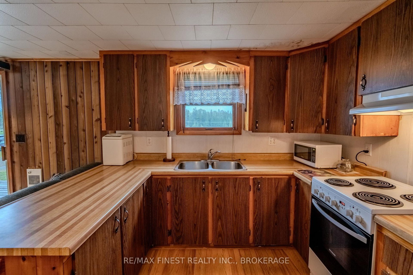 1177 Mountain Road • Plevna, ON photo 13