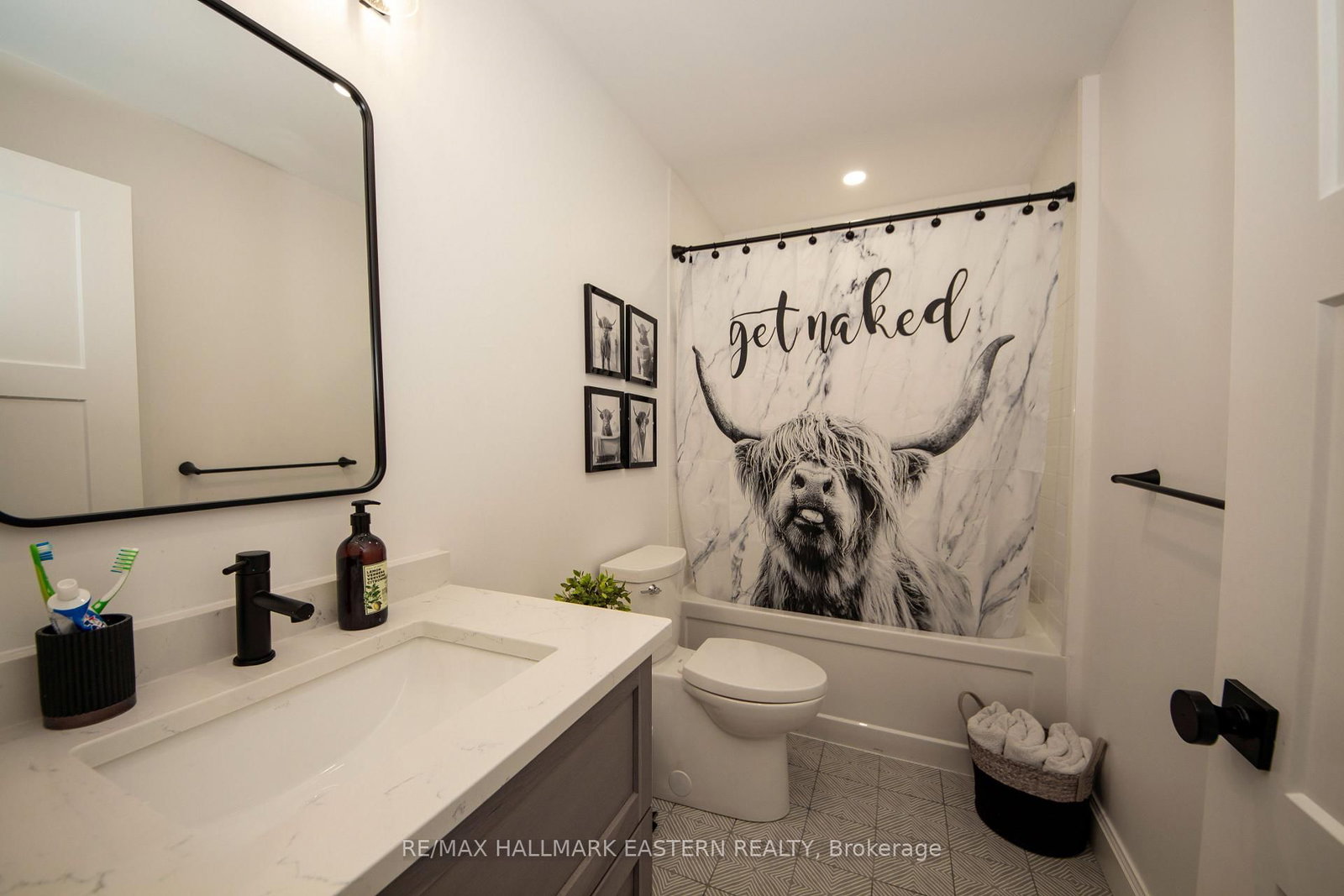 24 Rory Drive • Selwyn, ON photo 13