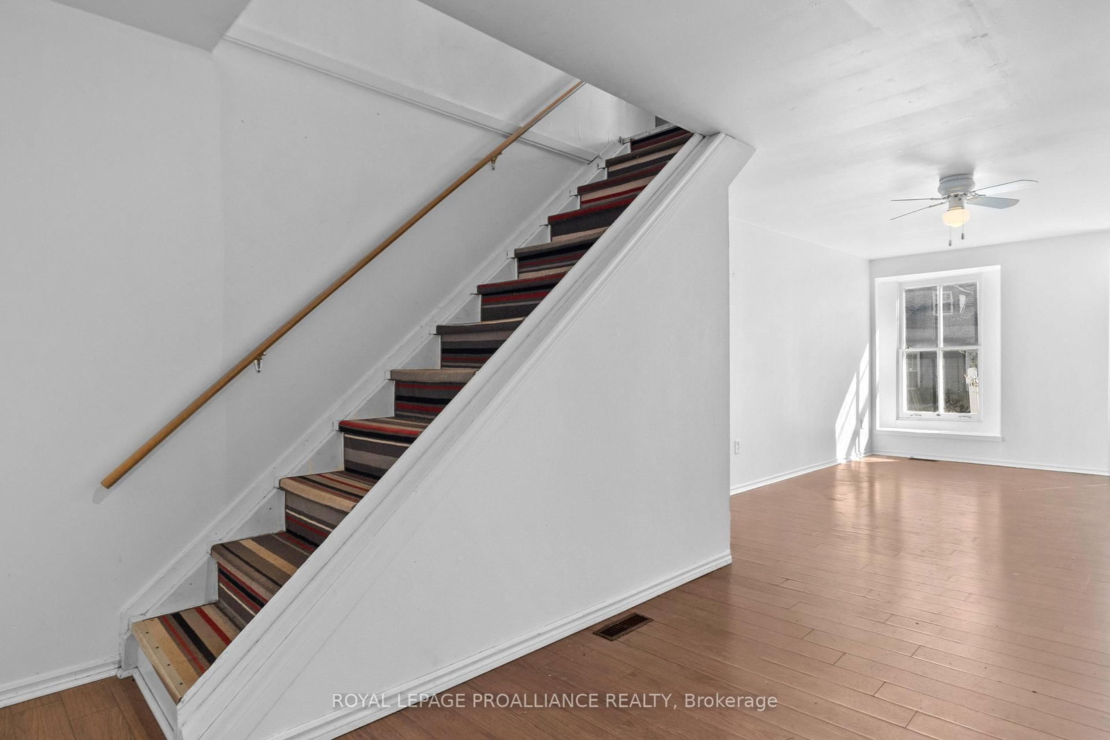 10 Rideau Street • Kingston, ON photo 12