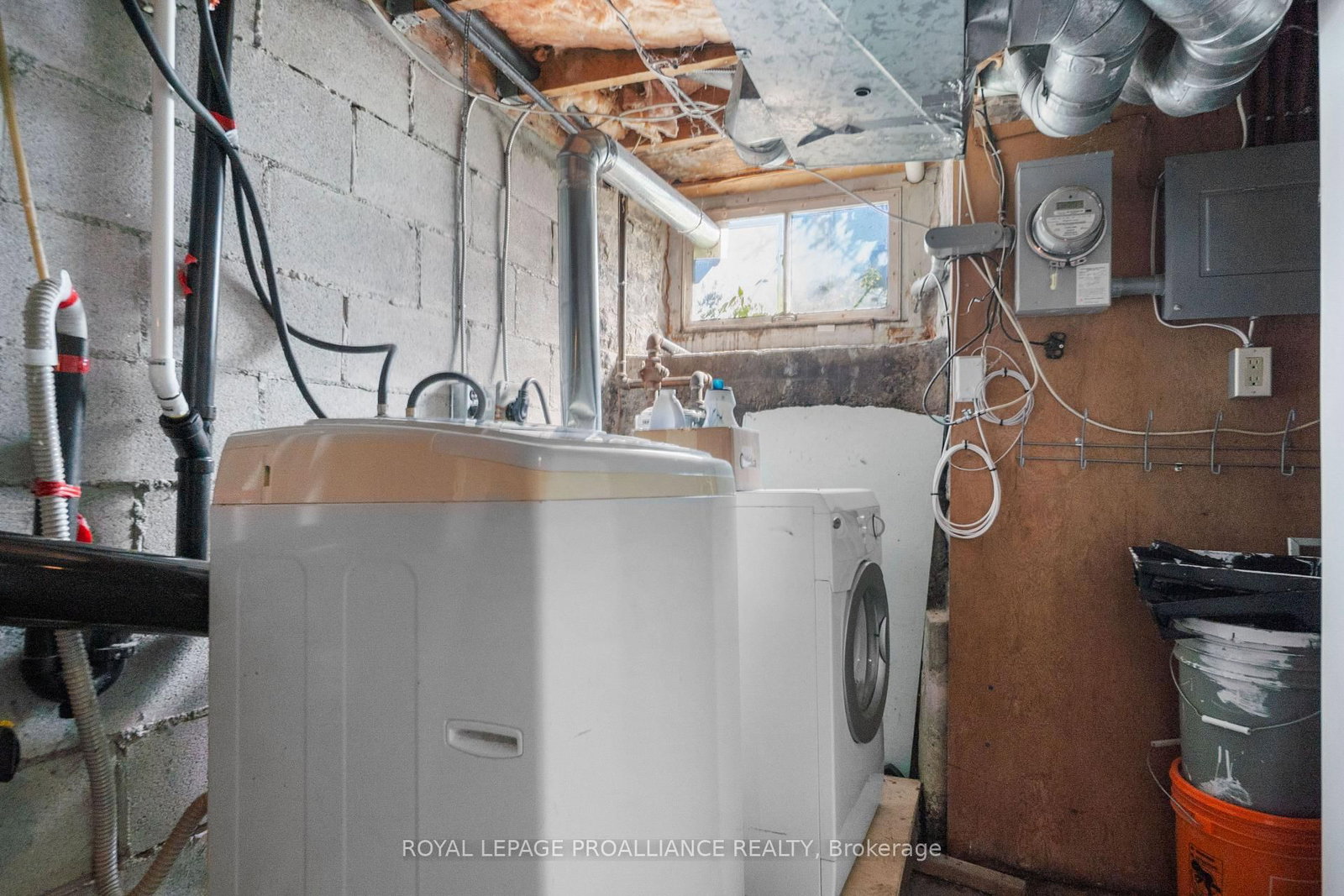 10 Rideau Street • Kingston, ON photo 37