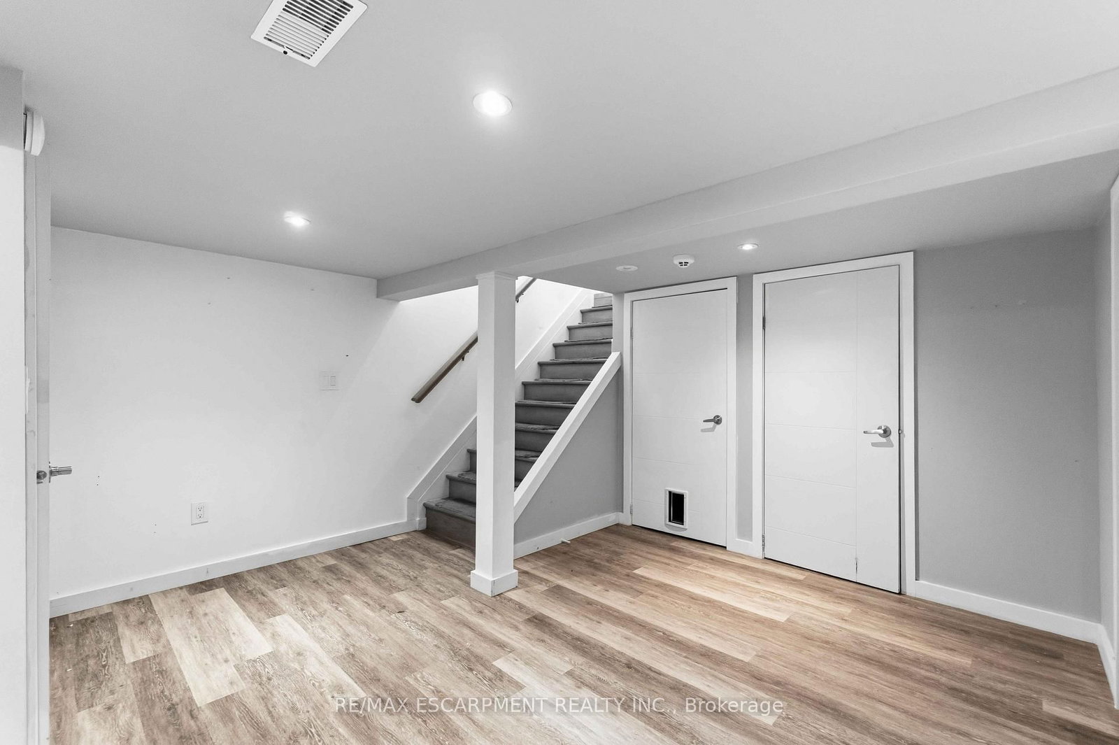 37 Maplecrest Avenue • St. Catharines, ON photo 25