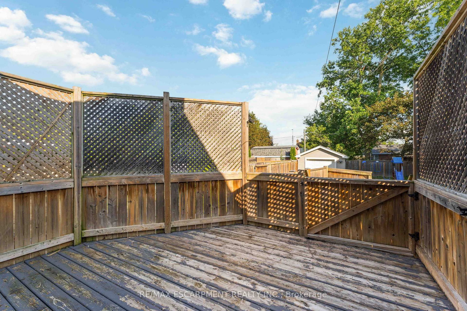 37 Maplecrest Avenue • St. Catharines, ON photo 26