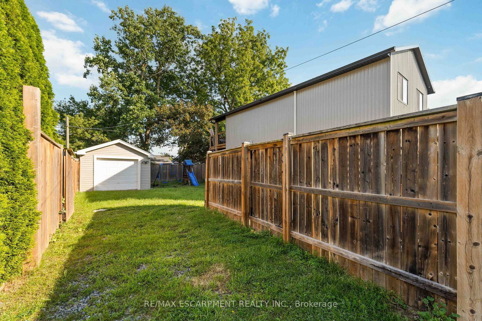 37 Maplecrest Avenue • St. Catharines, ON photo 28