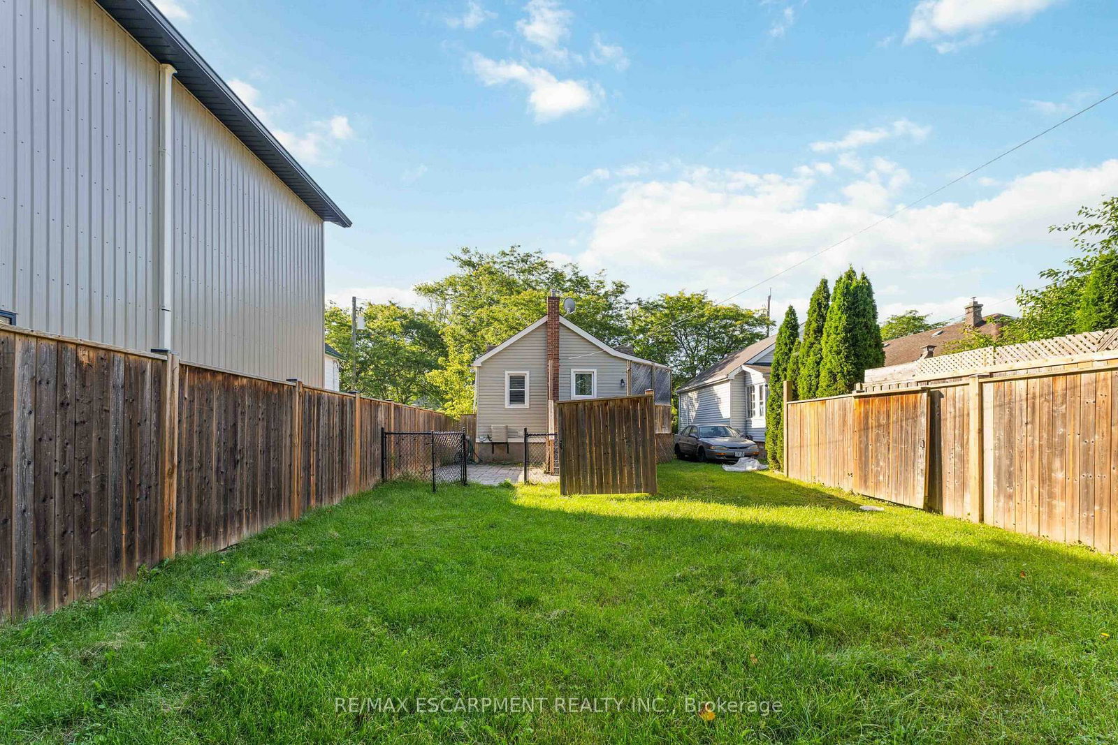 37 Maplecrest Avenue • St. Catharines, ON photo 29