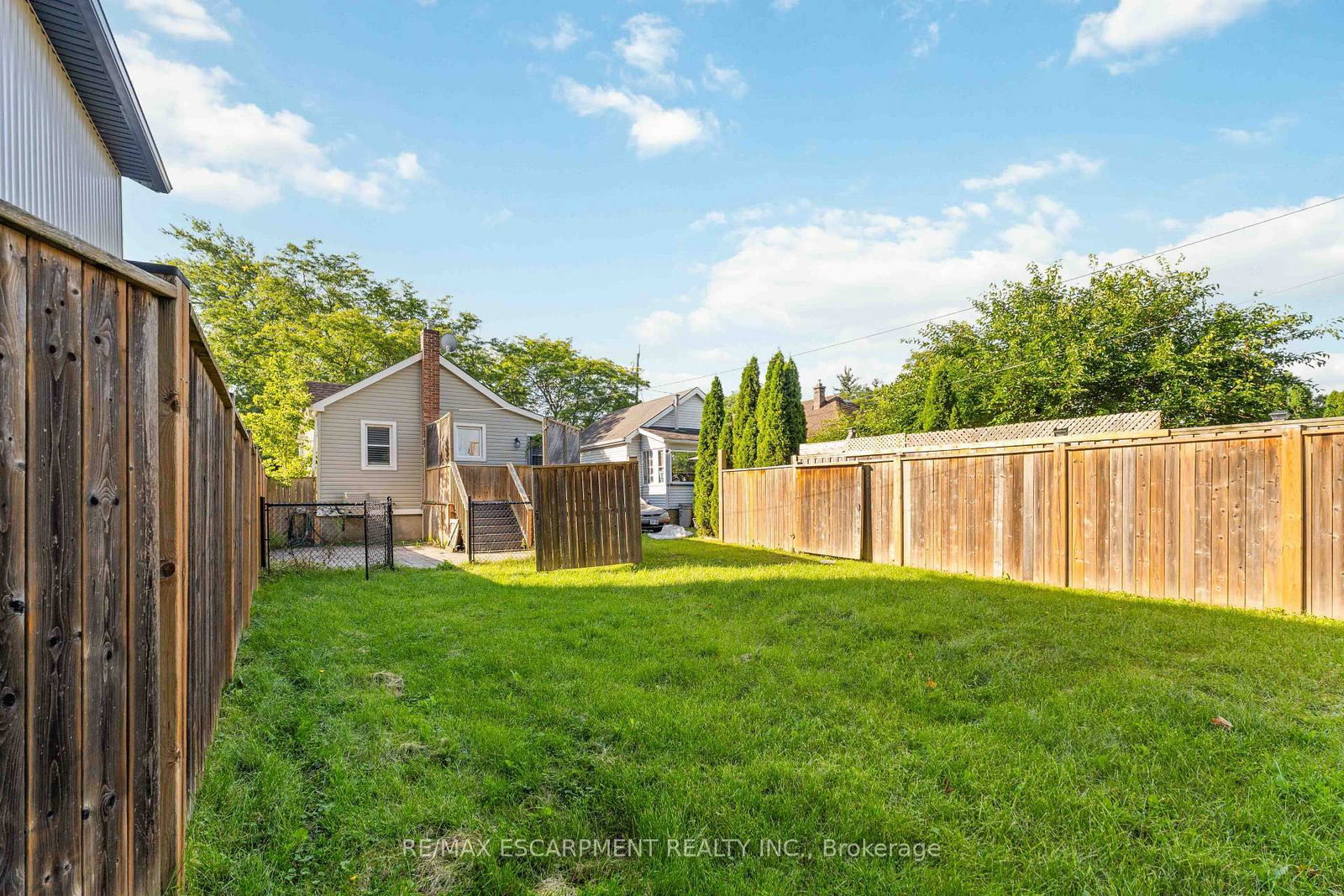 37 Maplecrest Avenue • St. Catharines, ON photo 30