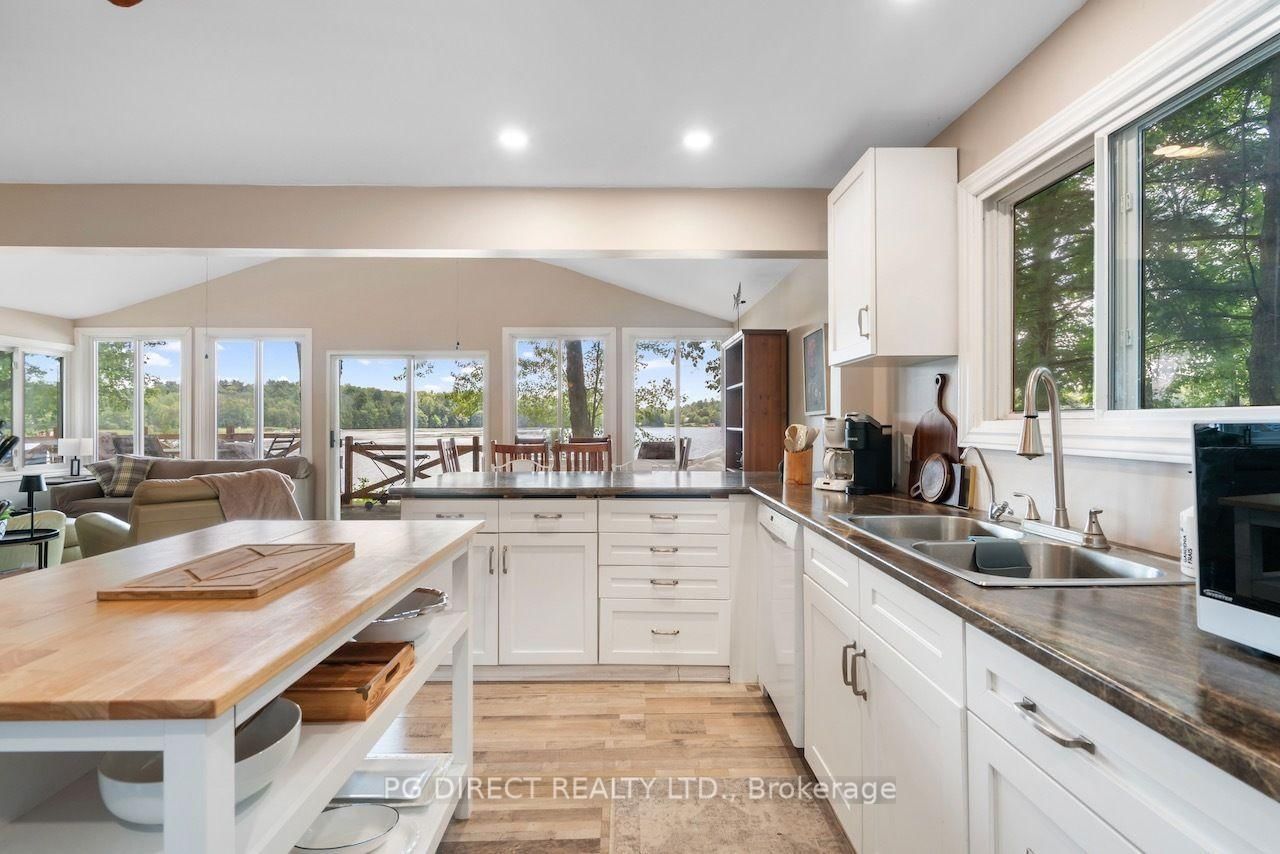 83 Railroad Street • Rideau Lakes, ON photo 11