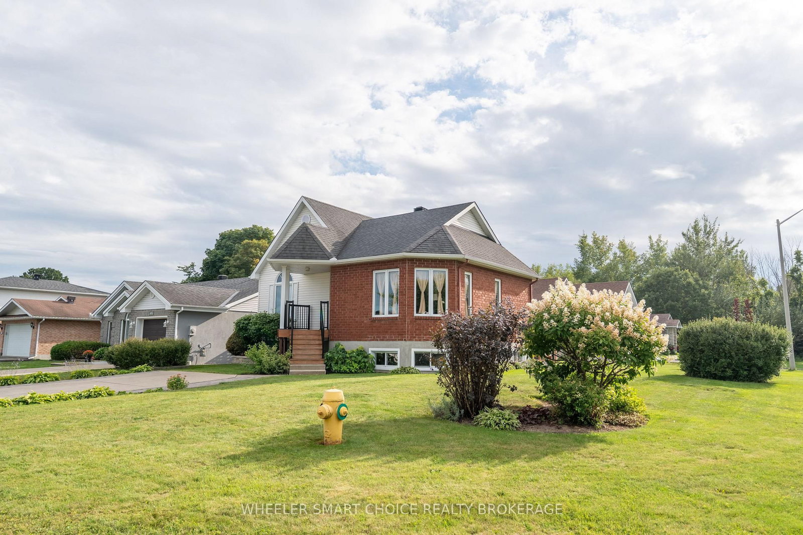 49 Barnhart Drive • South Stormont, ON photo 3