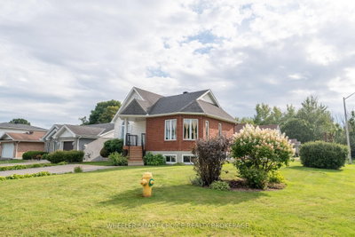 49 Barnhart Drive • South Stormont, ON photo 3