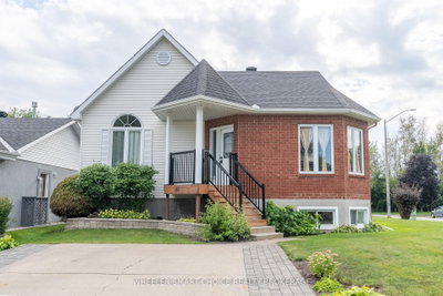 49 Barnhart Drive • South Stormont, ON photo 4