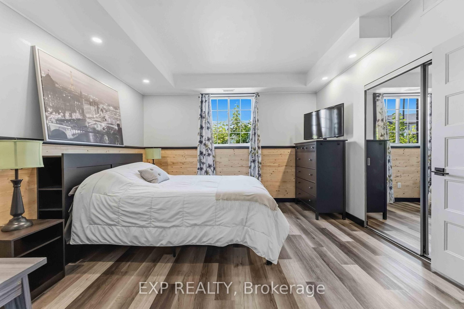 104 Artesa Private • #J • Ottawa, ON photo 31