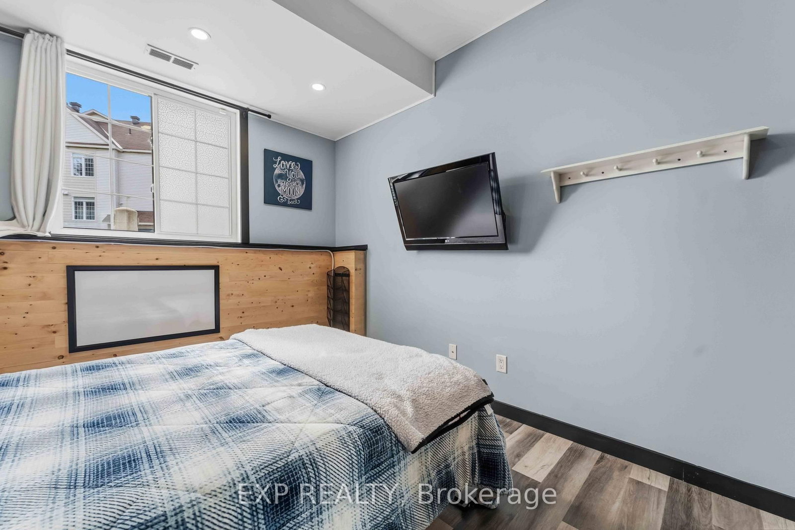 104 Artesa Private • #J • Ottawa, ON photo 40