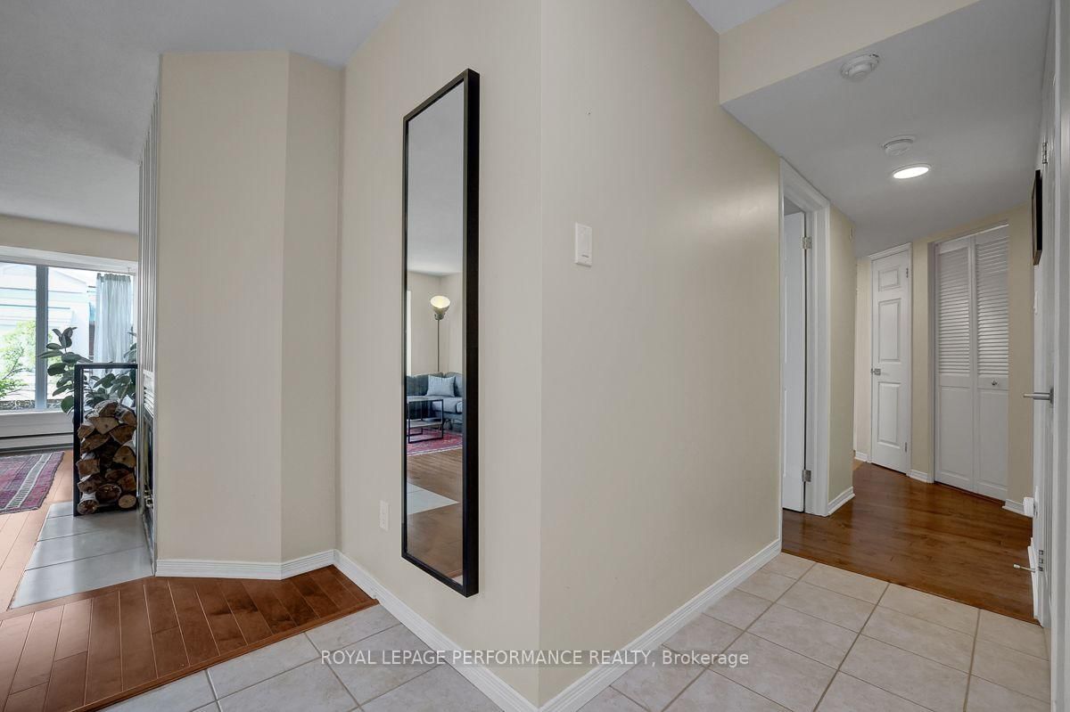 1 Columbus Avenue • #401D • Ottawa, ON photo 20