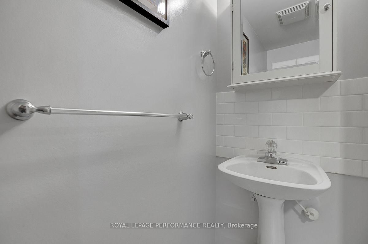 1 Columbus Avenue • #401D • Ottawa, ON photo 21