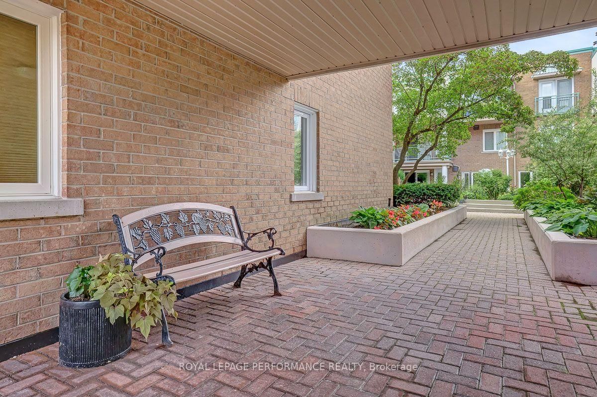 1 Columbus Avenue • #401D • Ottawa, ON photo 38