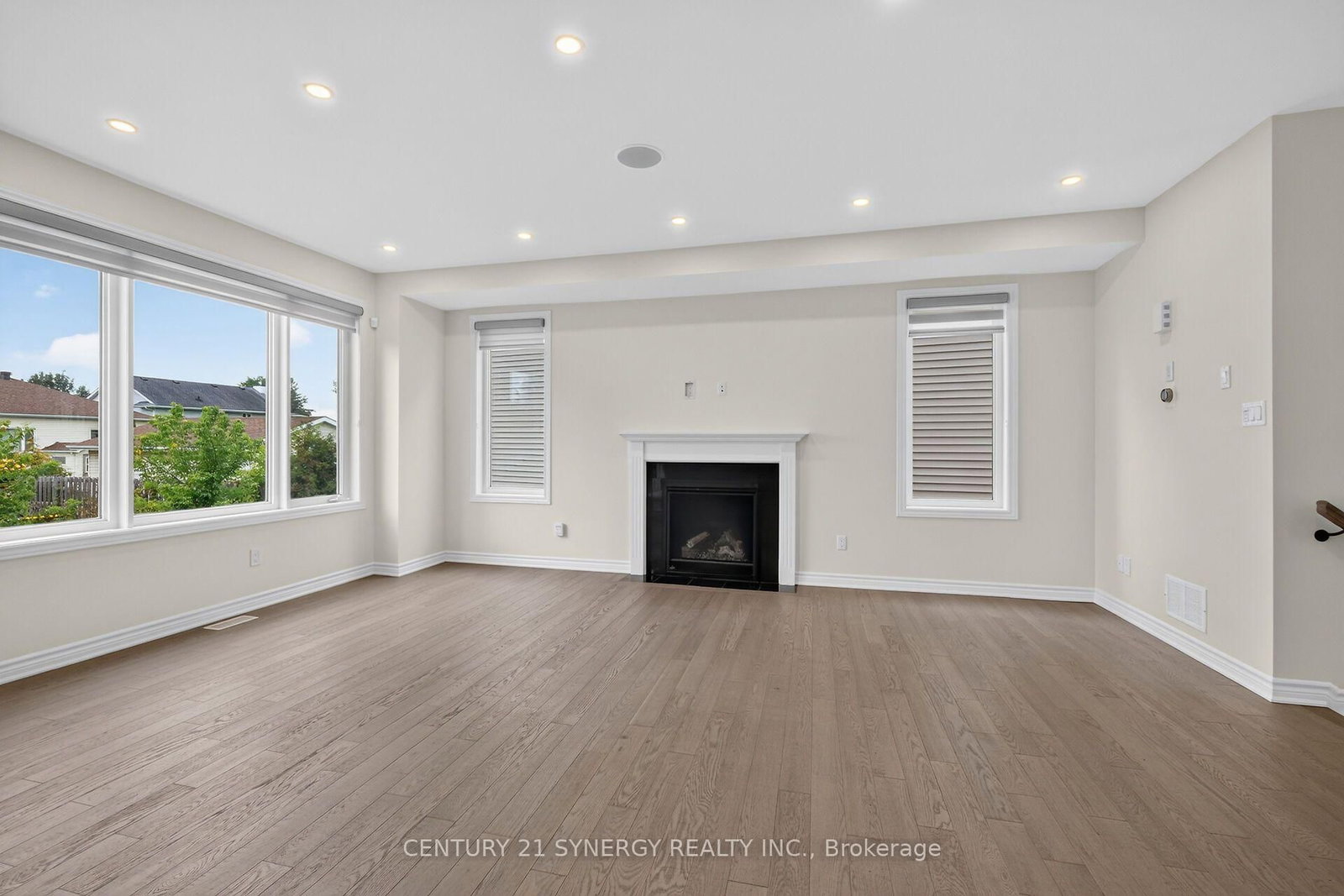 124 Des Aubrais Crescent • Ottawa, ON photo 12
