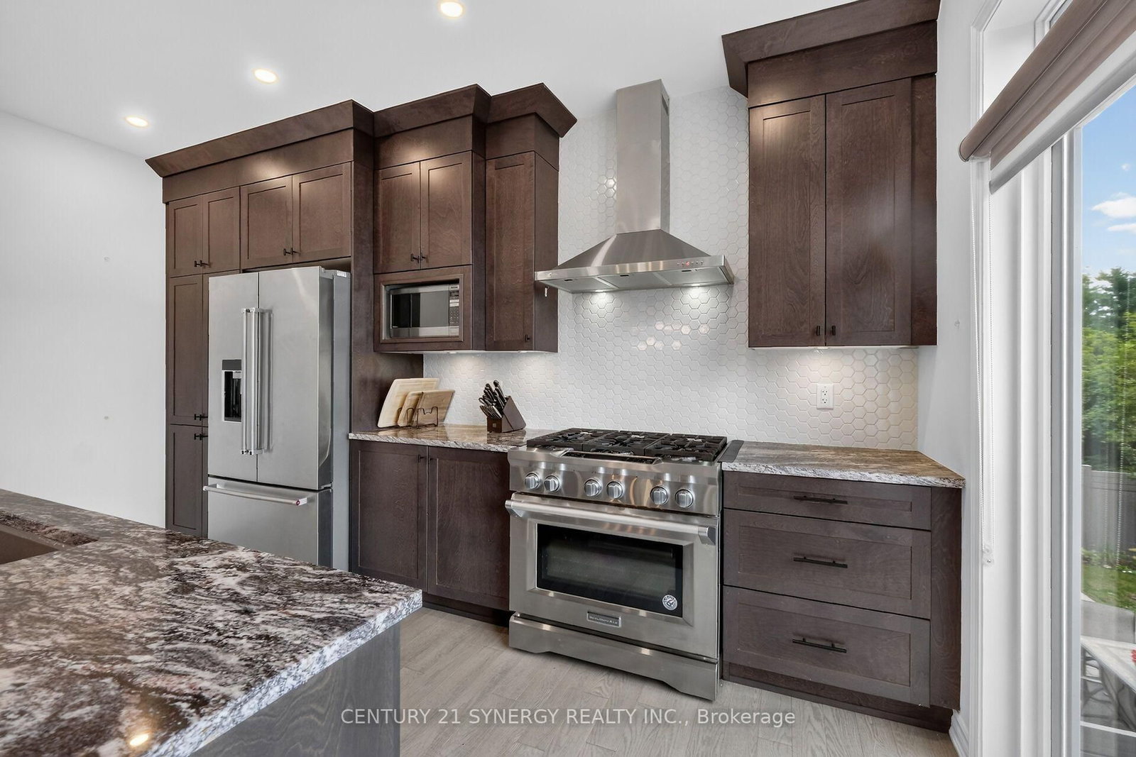 124 Des Aubrais Crescent • Ottawa, ON photo 15