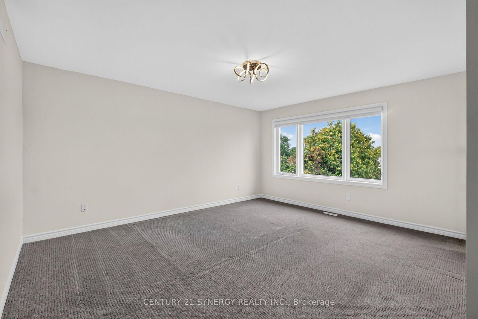 124 Des Aubrais Crescent • Ottawa, ON photo 31