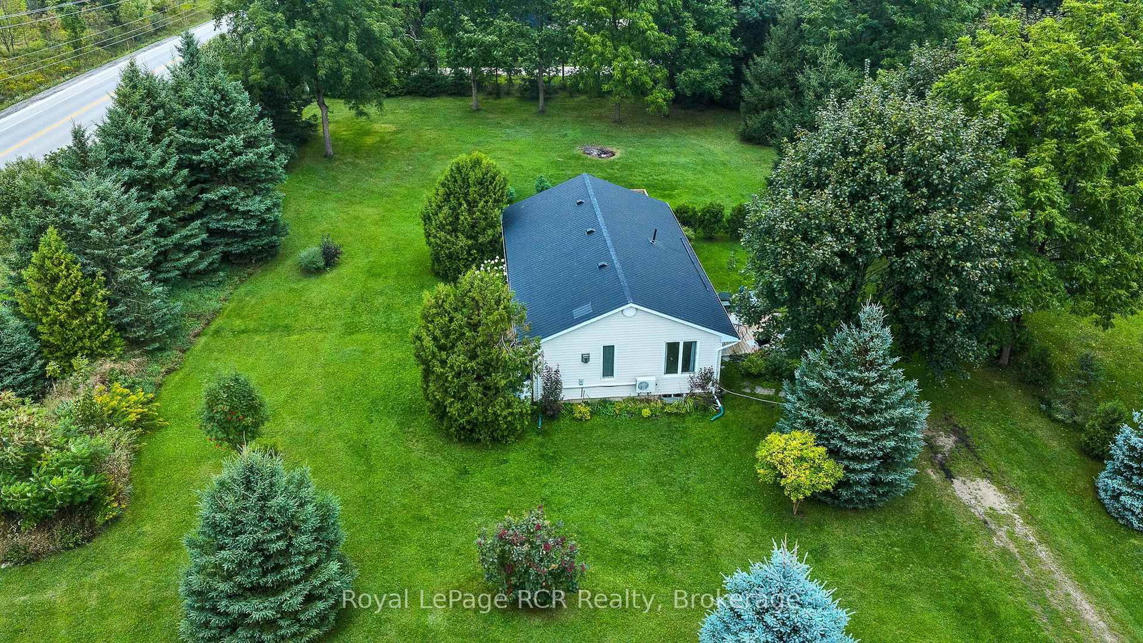 046285 Old Mail Road • Meaford, ON photo 3
