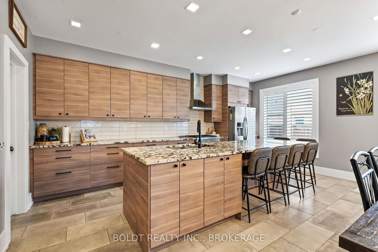 90 Videl Crescent N • St. Catharines, ON photo 11