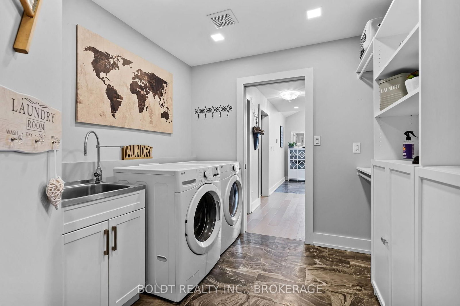 90 Videl Crescent N • St. Catharines, ON photo 23