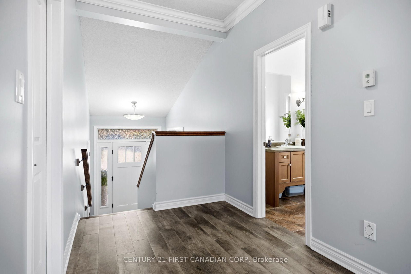 292 Walnut Street • Lucan Biddulph, ON photo 4