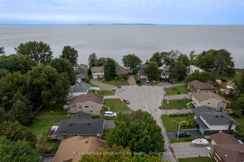 29 Shore Acres Boulevard