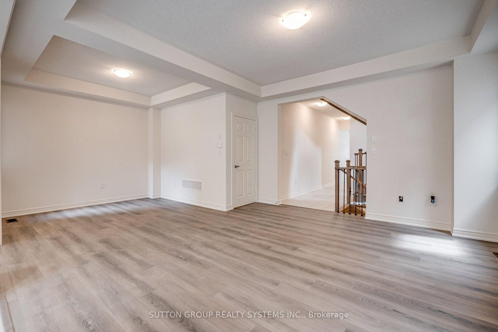 59 Hager Crek Terrace • Hamilton, ON photo 10